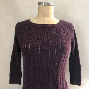 American Eagle maroon sweater